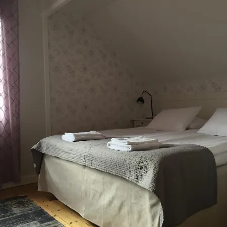 Degerfors Bed&Breakfast-2